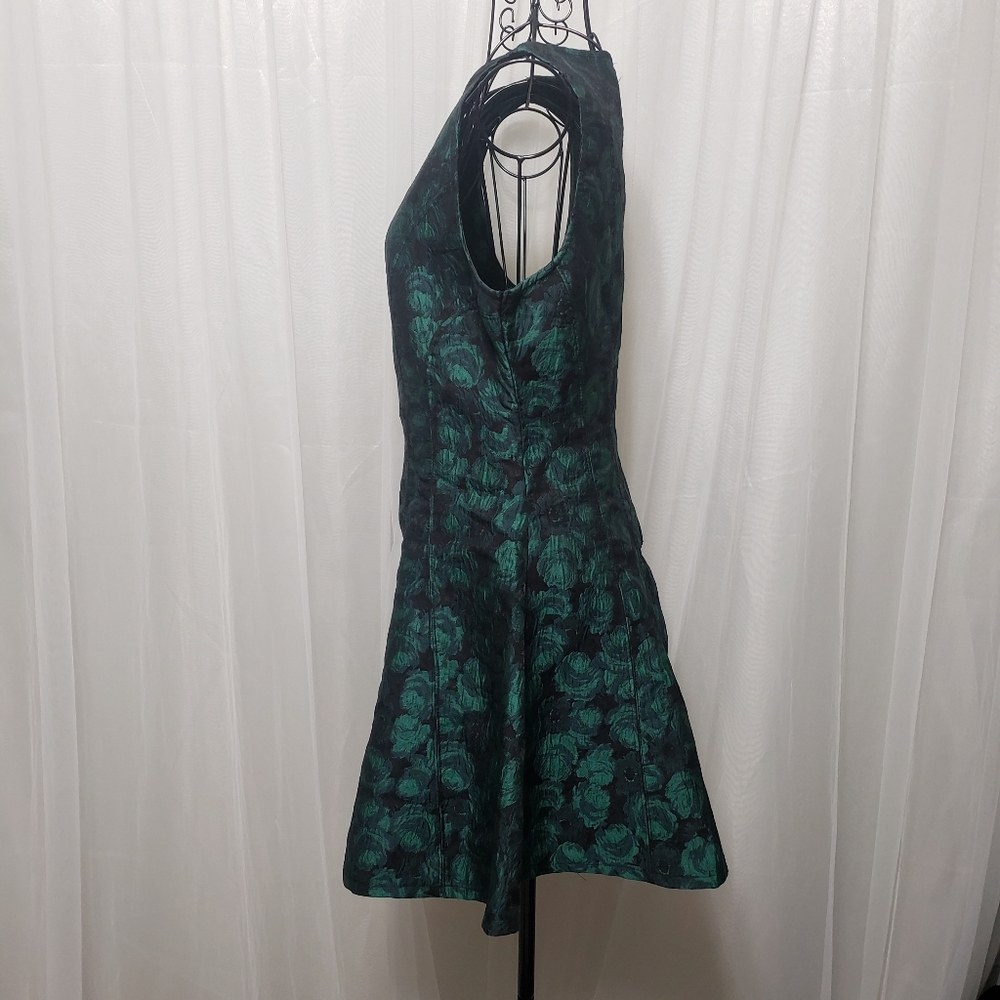 Honey Punch Sz M NWT Festivity Skater Dress - Picture 12 of 14